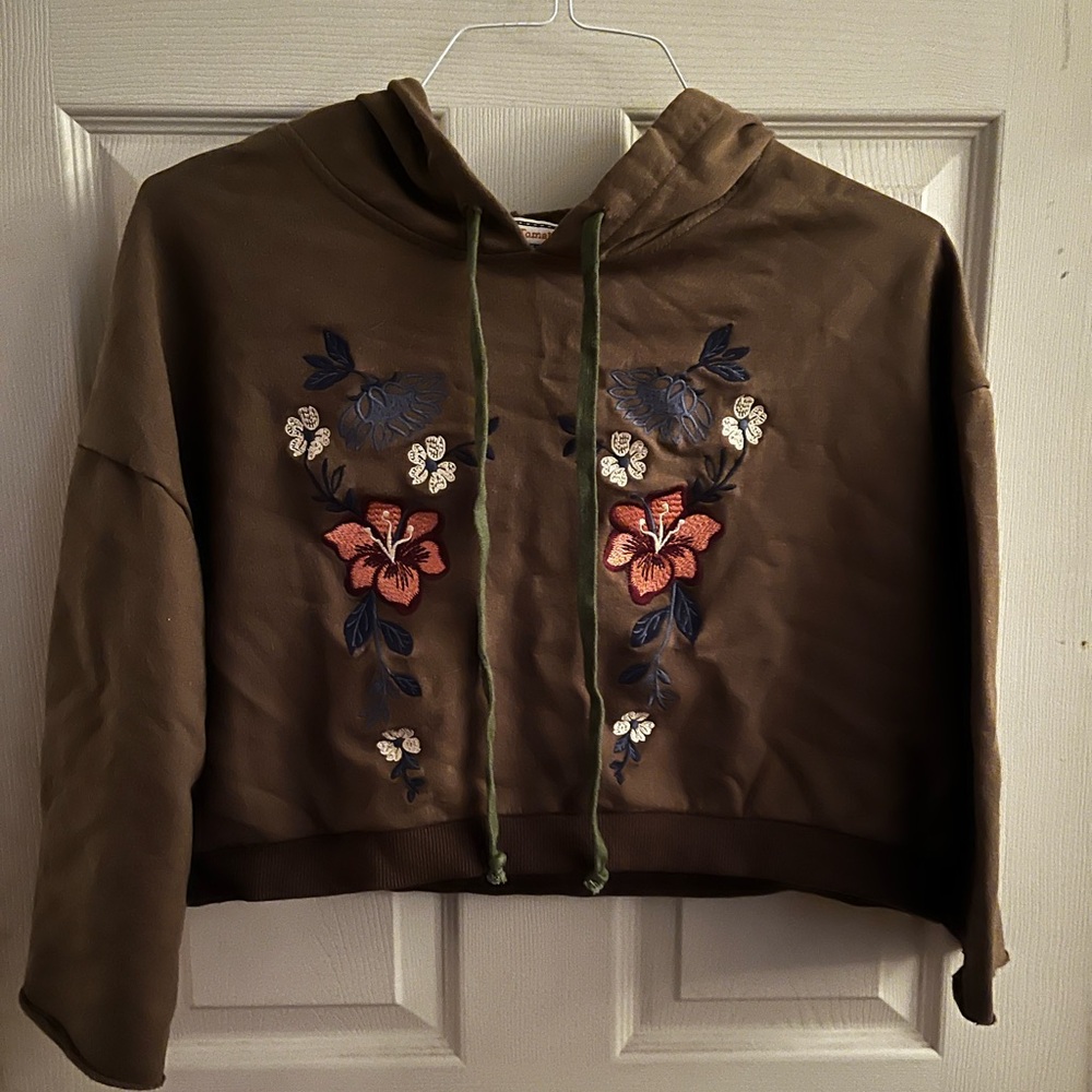 flying tomato green embroidered cropped sweatshirt hoodie
